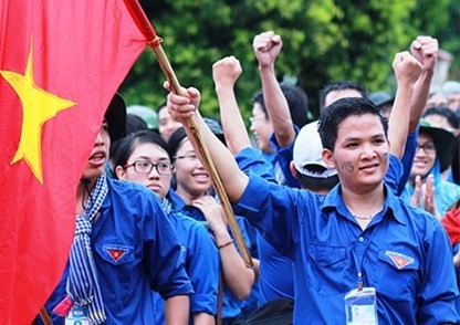 Vietnamese students demand China withdraw its oil rig from Vietnam's waters