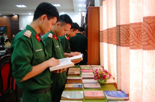 Books, newspapers on display to mark 70th anniversary of National Day