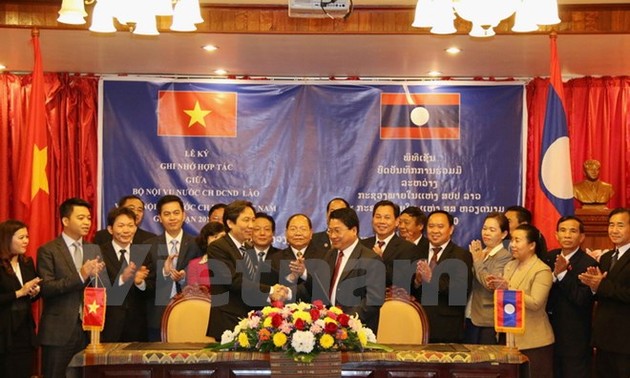 Interior Ministries of Vietnam, Laos strengthen ties