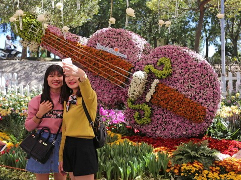 The 6th Da Lat flower festival closes