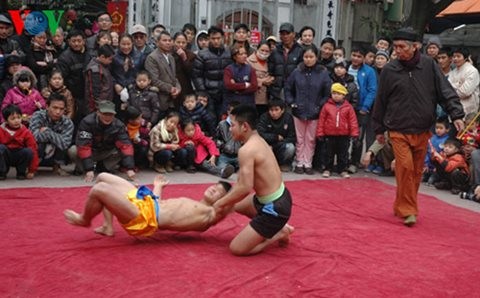 Mai Dong wrestling village in spring