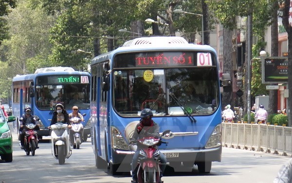 Ho Chi Minh City works to extend CNG bus routes 