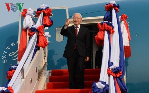 Vietnam tightens relations with neighboring countries