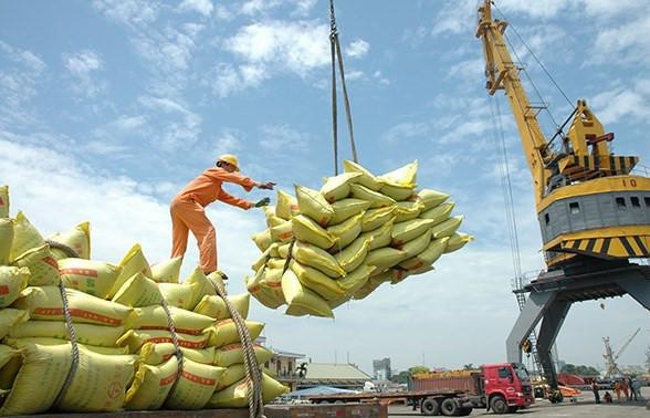 Vietnam asserts its rice brand in demanding import markets