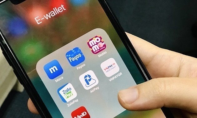 Vietnam sees boom in e-wallet market