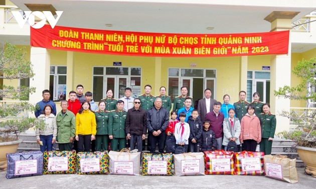 Social welfare helps needy people have happy Tet