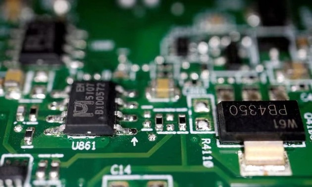 Japanese officials: Vietnam capable of participating in global semiconductor value chain  