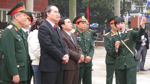 Nguyen Thien Nhan au Musée de la victoire contre les B52