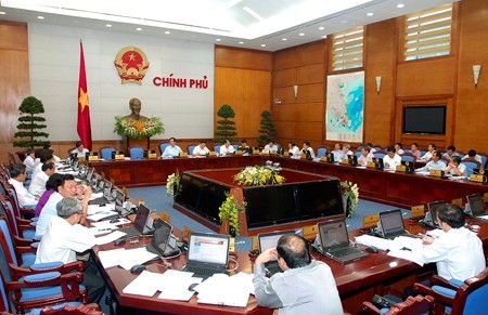 Conférence de presse sur la réunion mensuelle du gouvernement