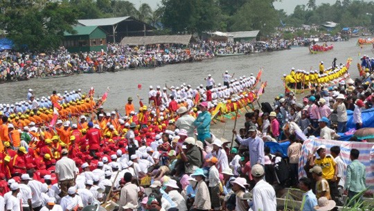 Les Khmers en fête d’Ok Om Bok