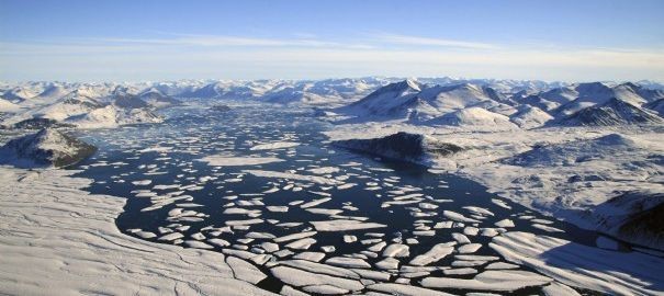 Changement climatique: un accord adopté in extremis à Varsovie