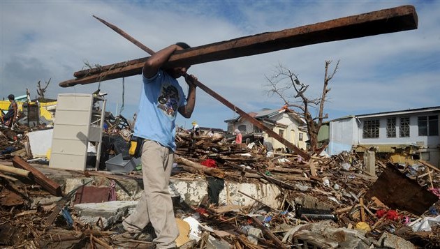 La reconstruction aux Philippines pourrait prendre 10 ans