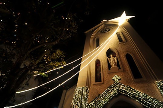 Les catholiques vietnamiens mènent une vie civique et religieuse harmonieuse