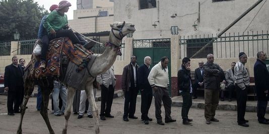 Egypte: première journée de vote pour le référendum constitutionnel