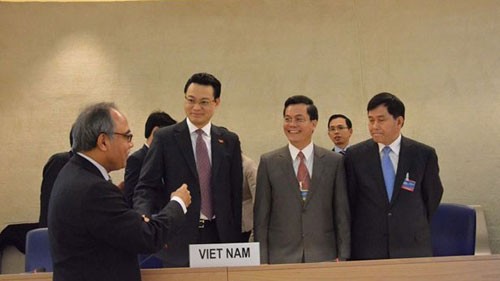 Vietnam: Dialogue franc et ouvert sur les droits de l’homme