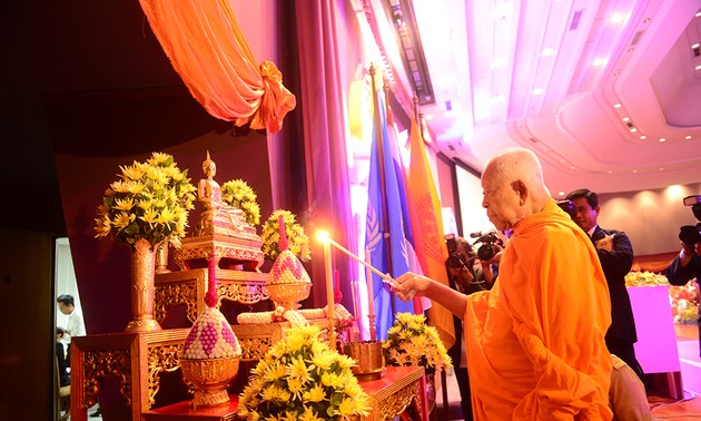 Le Vesak sera oragnisé de manière solennelle mais sans gaspillage 