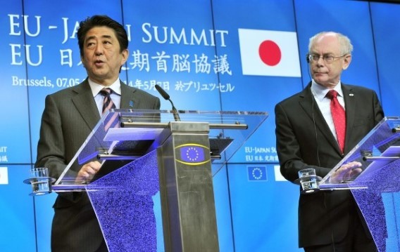 L’UE et le Japon d’accord pour accélérer les négociations d’un accord de libre-échange