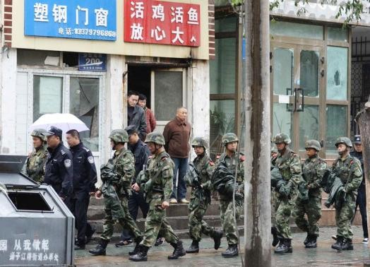 Chine : cinq suspects ouïgours identifiés après l'attentat d'Urumqi