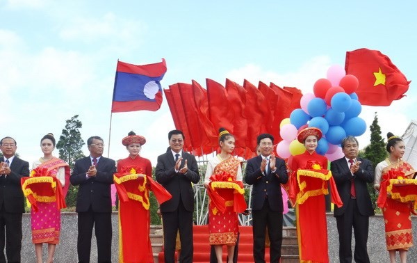 Inauguration du poste-frontière international de La Lay