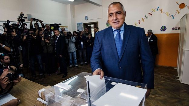 Élections bulgares: Borissov en tête mais pas de majorité claire