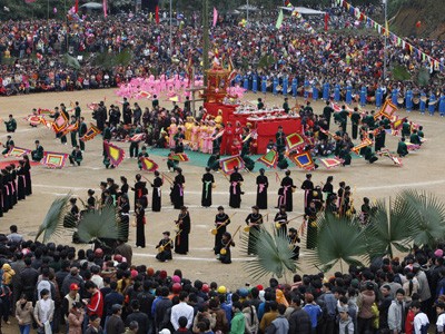 Sùng A Dì, pionnier dans l’édification de la nouvelle vie culturelle