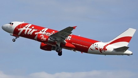 Poursuivre la recherche de l’avion QZ 8501