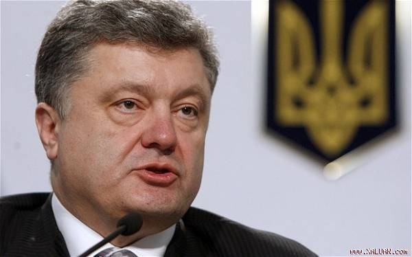 Porochenko : L’Ukraine souscrit entièrement aux accords de Minsk