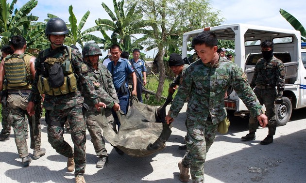 Philippines : au moins 27 policiers et 5 rebelles tués lors d’affrontements dans le Sud