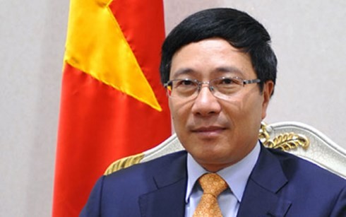 Le nouvel ambassadeur du Bangladesh reçu par Pham Binh Minh