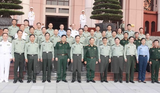 Une délégation de l’Université de la défense nationale de Chine reçue par Phung Quang Thanh