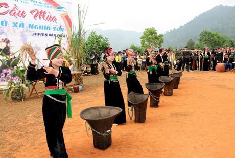 Reproduction de 7 fêtes traditionnelles