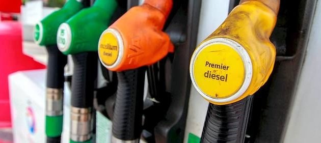 Le prix du pétrole à son plus faible niveau depuis 2004