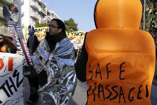 Manifestation contre la clôture de la frontière gréco-turque