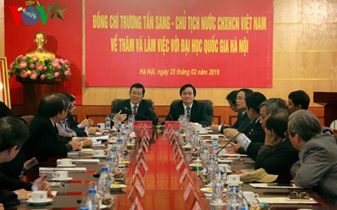 Truong Tan Sang à l’Université nationale de Hanoi