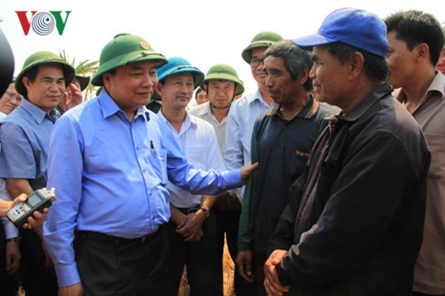 Nguyen Xuan Phuc au chevet du Tay Nguyen