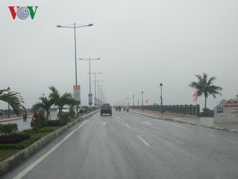 Nguyên Sinh Hùng à l’inauguration du pont de Cua Dai à Quang Nam