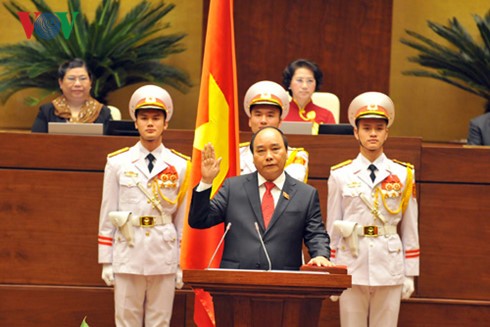 Nguyên Xuân Phuc élu Premier ministre  