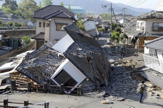 Nouveau séisme meurtrier dans le sud-ouest du Japon