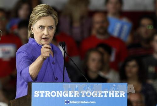 Hillary Clinton prend l’avantage dans les sondages