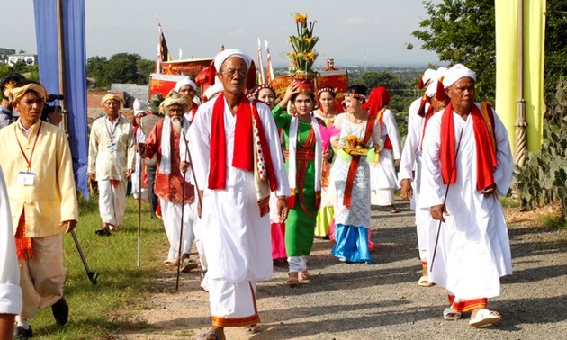 Les Chams de Ninh Thuan fêtent le Katé 