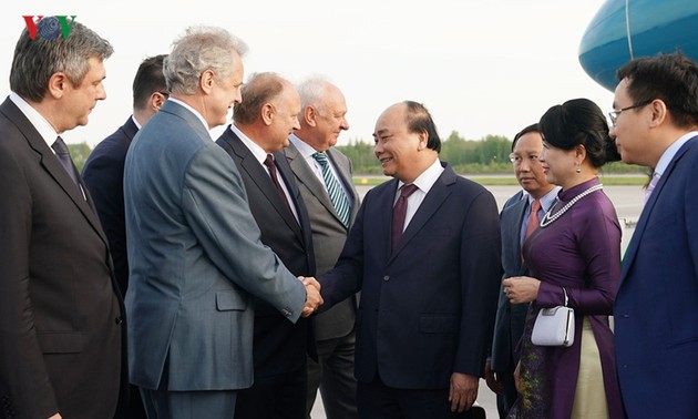 Nguyên Xuân Phuc est arrivé à Saint-Pétersbourg