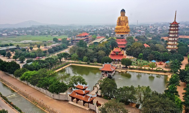 La plus grande statue de Bouddha du Vietnam