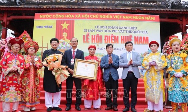 Le festival du palais de Huê Nam inscrit au patrimoine culturel immatériel national