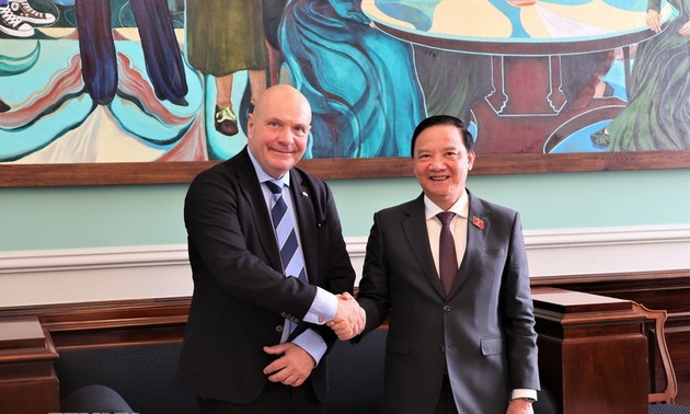 Des entreprises danoises confirment leur engagement à long terme au Vietnam