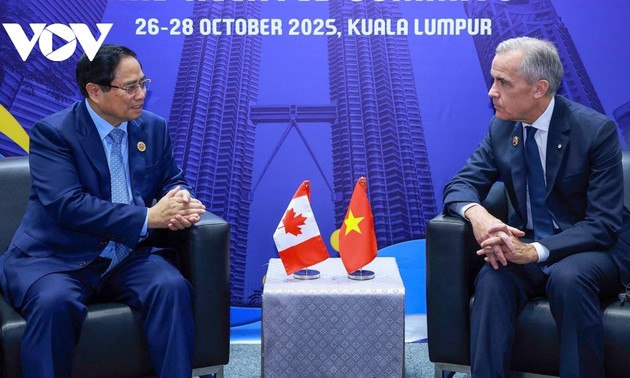 Pham Minh Chinh multiplie les rencontres bilatérales à Kuala Lumpur