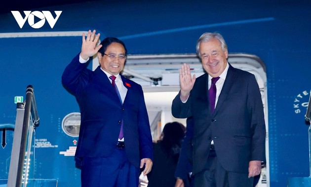 Pham Minh Chinh en route pour la Malaisie à l’occasion du 47ᵉ Sommet de l’ASEAN