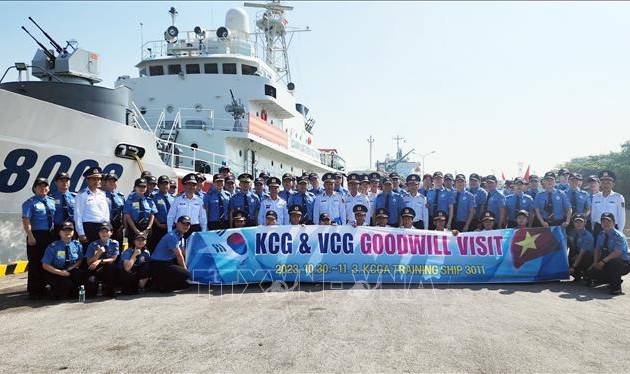 Hai Phong, RoK collaborate in coast guard training