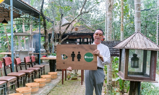 “Plastic waste reduction” tourism model introduced in Hue