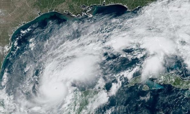 Hurricane Milton regains Category 5 intensity, headed for Florida