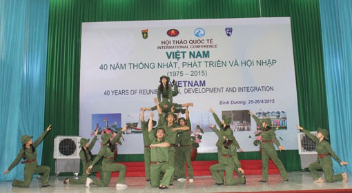 Vietnam-40 tahun penyatuan, perkembangan dan integrasi